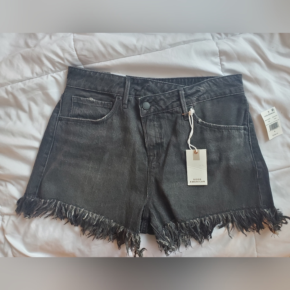 Good 90s Shorts Fray Hem